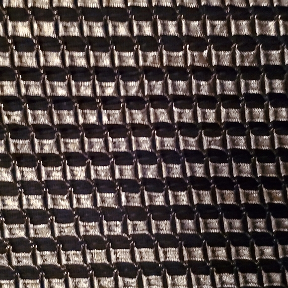 Dex gold and black tunic - Picture 6 of 6